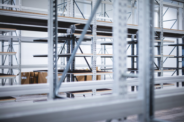 Comment choisir son rayonnage industriel ? Le guide complet